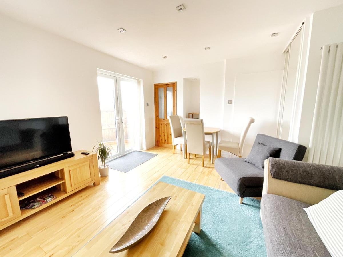 White Eden - Explore Cornwall From A Comfy Central Appartment St Austell Buitenkant foto
